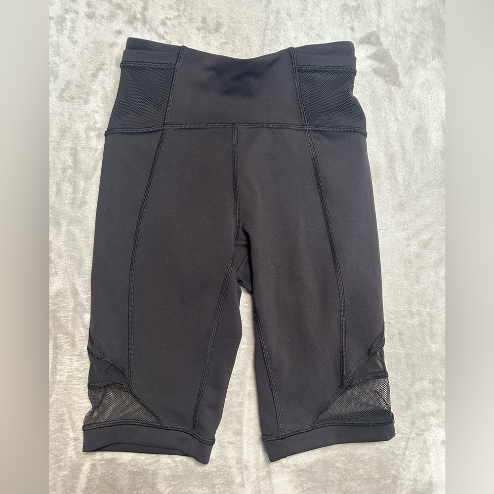 Lululemon 7” Inch Biker Shorts Women’s 4 Black Mesh High Waist